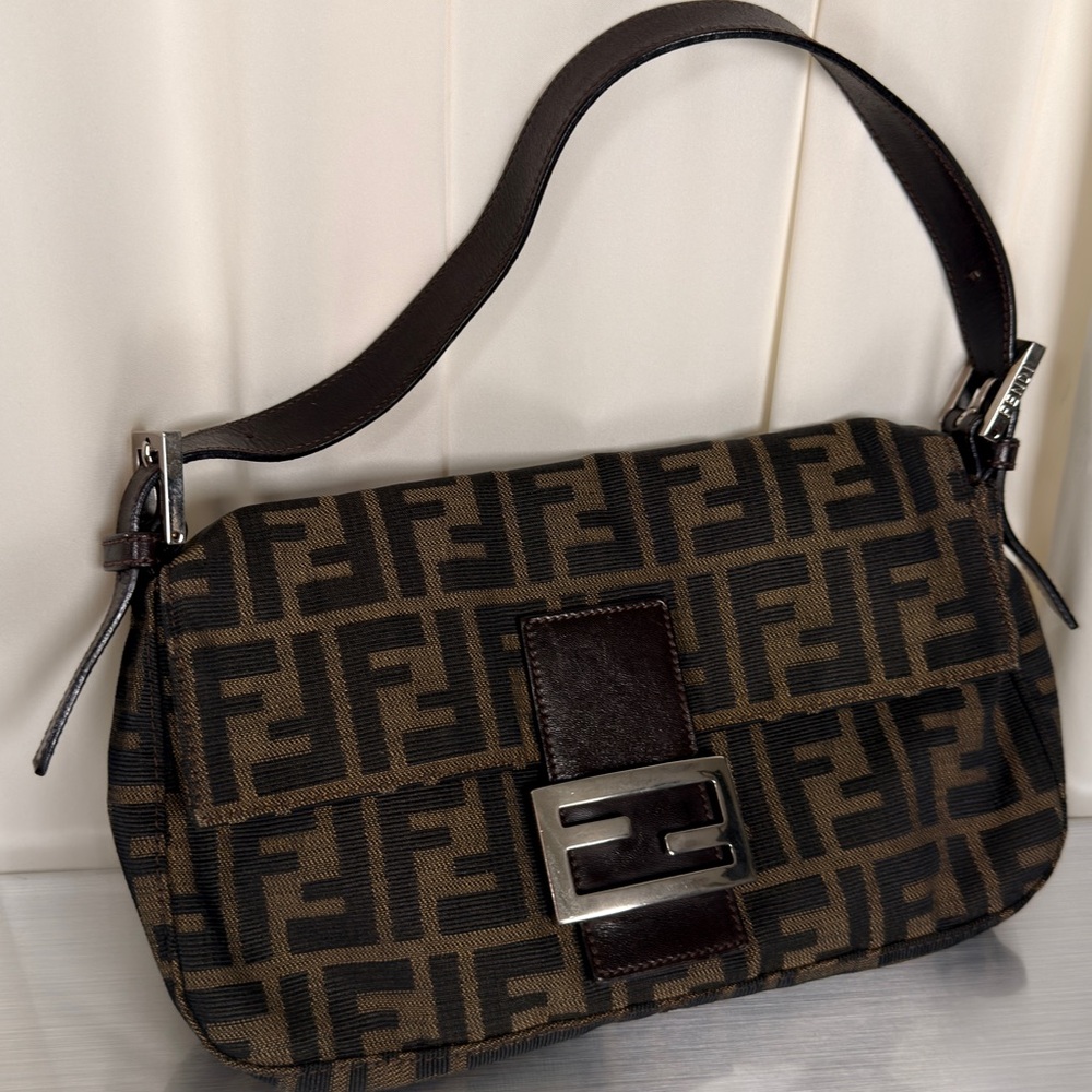 Fendi baguette Brown Zucca Canvas Baguette Shoulder Bag